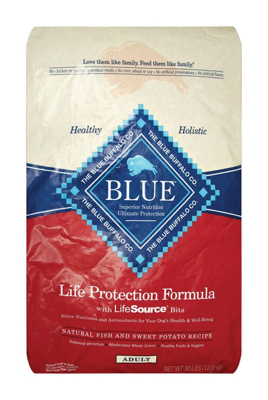 Blue Buffalo 596062 Life Protection Formula Adult Fish and Sweet Potato Dry Dog Food 30 lb