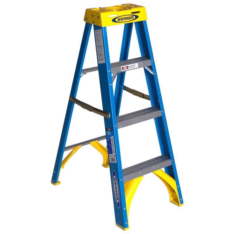 Werner 6004 4 ft. H Fiberglass Step Ladder Type I 250 lb. cap.