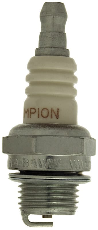 Champion 840C Copper Plus Spark Plug RCJ8