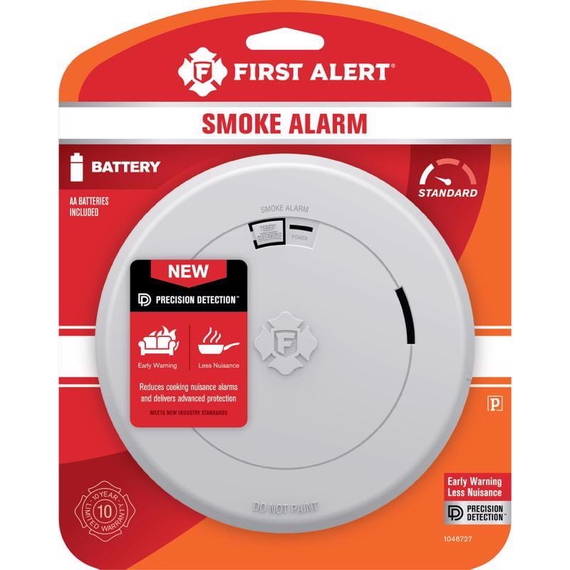 First Alert 1046727 Battery-Powered Photoelectric Slim Smoke Detector 1 pk