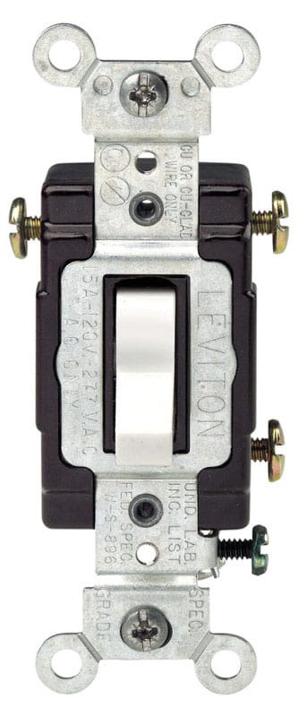 Leviton C22-05503-LHW 15 amps 3-Way Toggle AC Quiet Switch White 1 pk