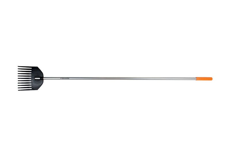 Fiskars 1068953 66 in. 11 Tine Poly Shrub Rake Aluminum Handle